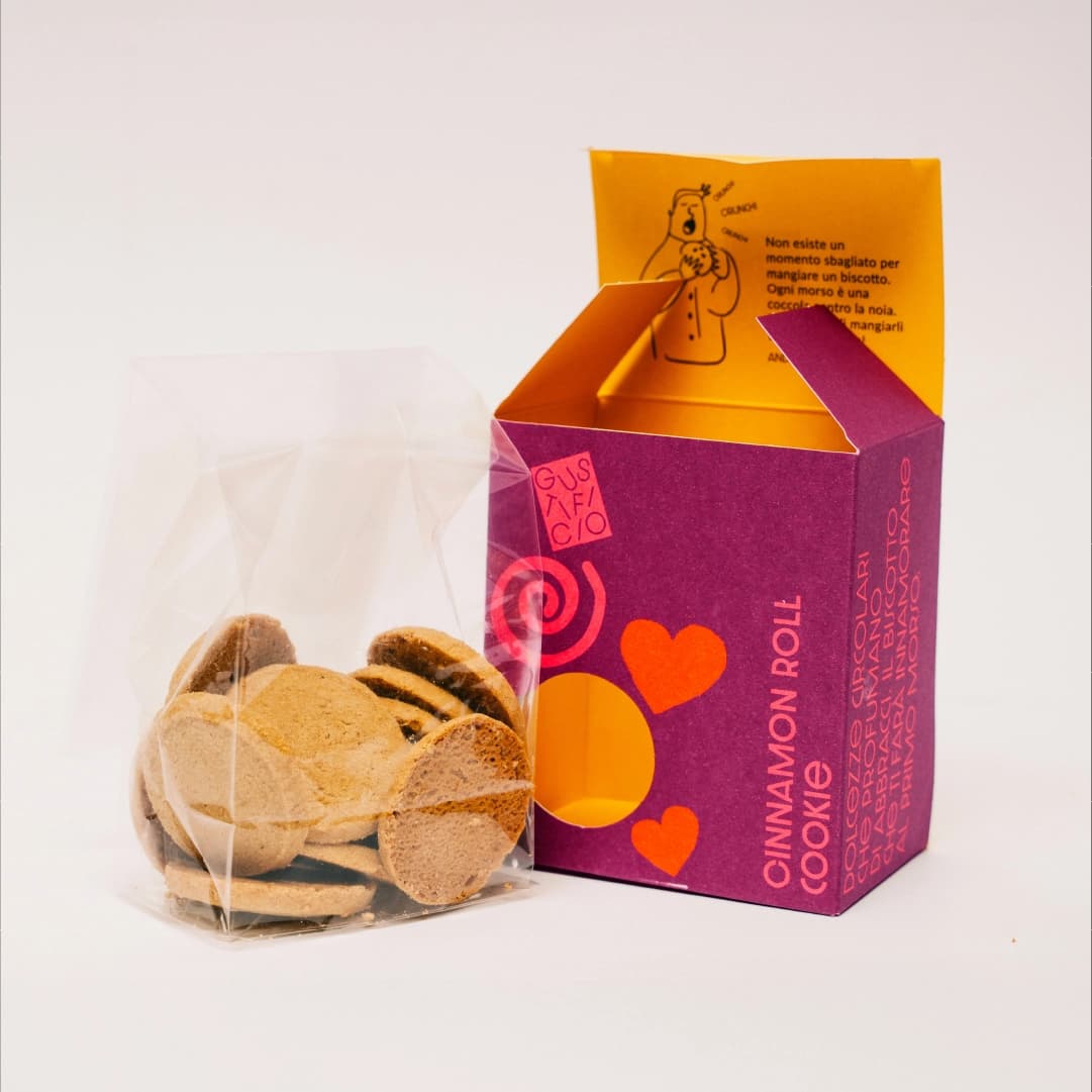 Cinnamon roll cookie al caramello speziato