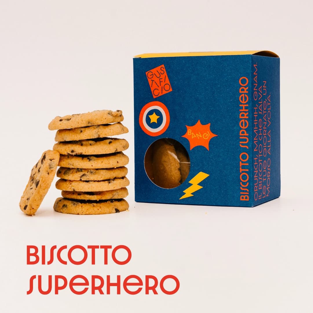 Biscotto superhero al cioccolato